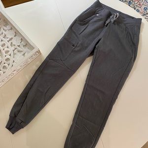 Figs Gray Zamora Scrub Pant